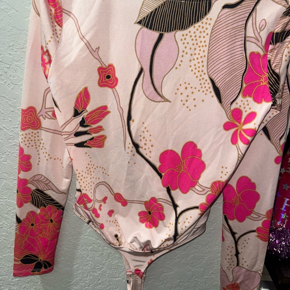 Express Vibrant Pink and Black Floral Bodysuit - Picture 3 of 4
